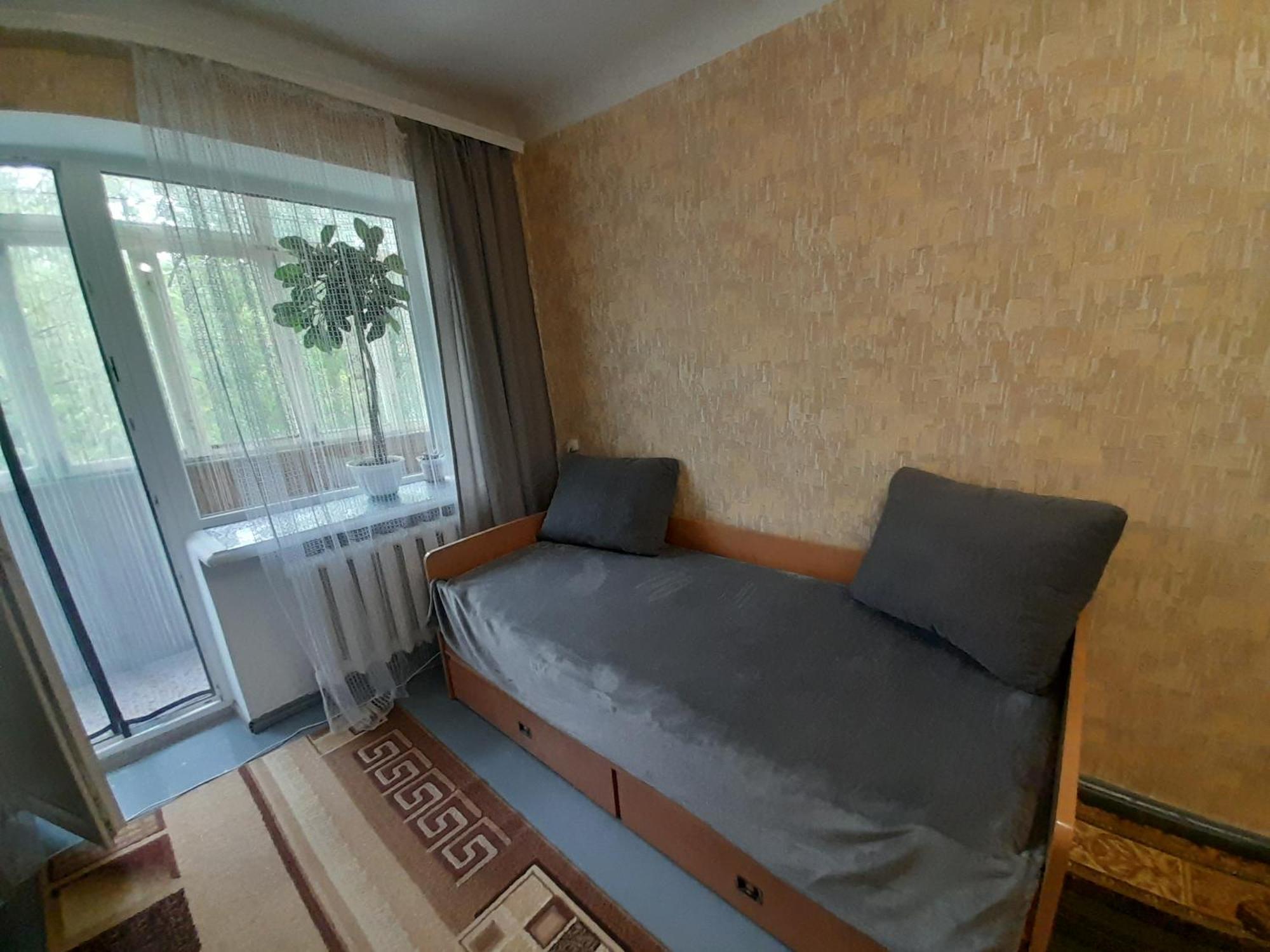 Квартира Біля Парку На Княгині Ольги 13 Rivne Esterno foto